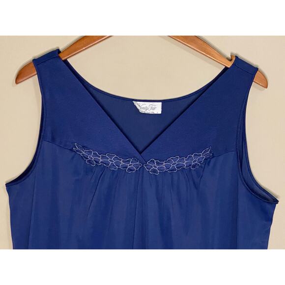 Vintage Vanity Fair Nightgown Large Navy Blue Made in the USA Sleeveless Short - Picture 2 of 9